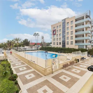 Con Piscina A 250m De La Playa Apartamento